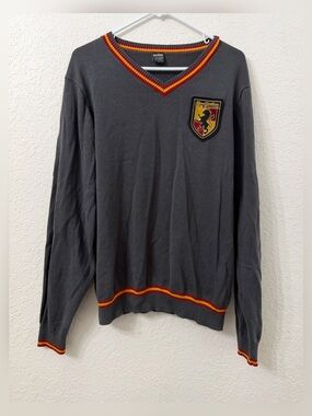 Wizarding World Harry Potter Adult Gryffindor Sweater - Size Large